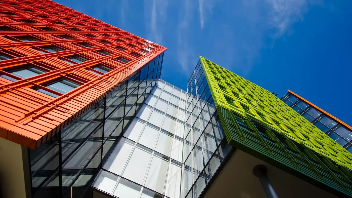 WebsiteWebP_XL-FBUIL_Main Visual_Red_Website WebsiteWebP_XL-FBUIL_Main Visual_Red_Website